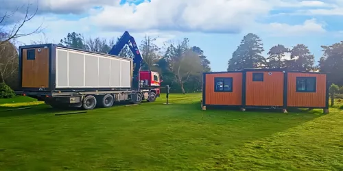 <strong>How to Choose a Foundation for an Expandable House? A Comprehensive Comparison Guide</strong>